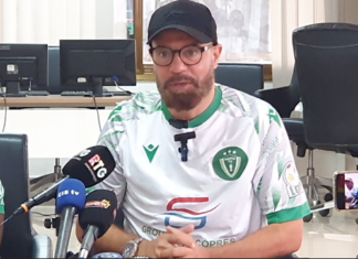 LAKHDAR ADJALI NOUVEAU COACH DU HAFIA : « JE NE SUIS PAS UN ENTRAÎNEUR QUI VEND DU RÊVE «