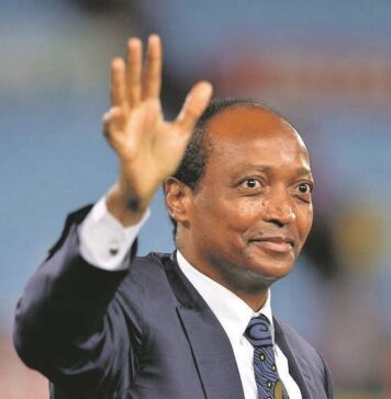 Patrice Motsepe annonce son départ de la CAF avant la prochaine Coupe du monde