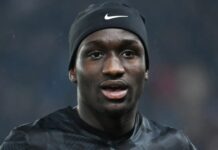 Mercato : Ipswich Town et Coventry City suivent de près Sidiki Chérif
